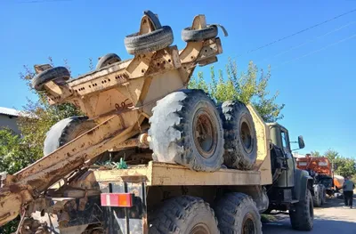 Вездеход КамАЗ-4310, трубовоз КрАЗ 1