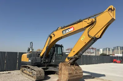 Ekskavator XCMG XE205DA 2021 yil, zo’r holatda 1