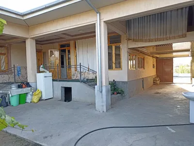 Продаётся дом, 7 соток 1