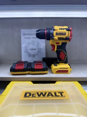 Шуруповёрт DeWALT 48 Вт 1