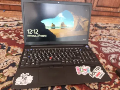 Noutbuk Lenovo e15 1