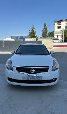 Срочно продаю свою авто ниссан алтима 1