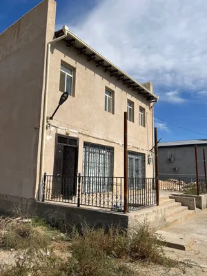 Barcha qulayliklarga ega ikki qavatli uy sotiladi 1