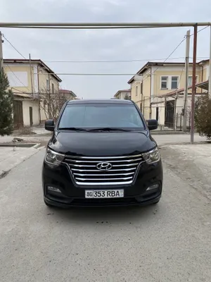 Hyundai Grand Stareks 1