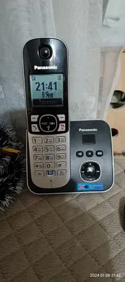 Panasonic KX-TG6821UA radiotelefoni 1