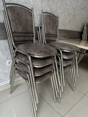 Стол и стулья из нержавеющей стали 1