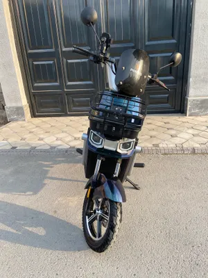 Skuter Pentro R-16 TK 1