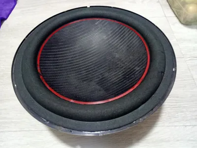 Продам сабвуфер Pioneer в хорошем состоянии. 1
