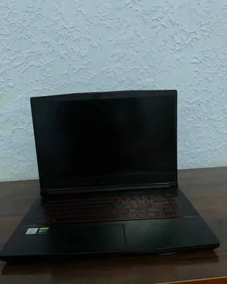 Ноутбук MSI i5-10. NVIDIA GeForce GTX 1650 1