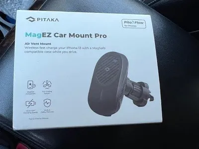 Автомобильный держатель Pitaka MagEZ Car Mount Lite Car Vent Black 1