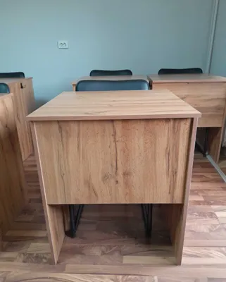 Продаются столы и стулья, 3 штуки 1