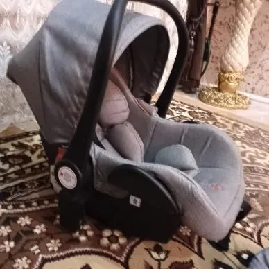 Детское автокресло, состояние идеальное 1