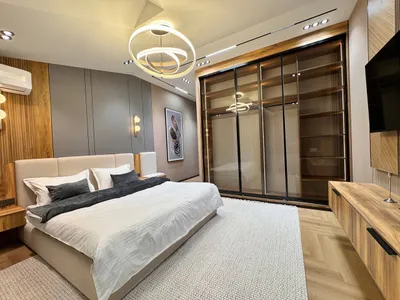 Продажа 4-комн. кв. 162 м² · ID 42986 1