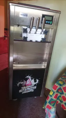 Фрезерный аппарат для мороженого 1