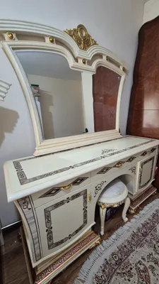Кровать и спальный комод 1