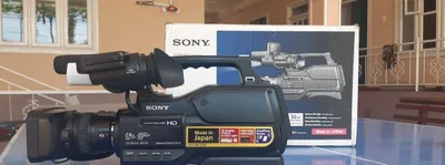 Продаётся SONY 2500 Б/У 1