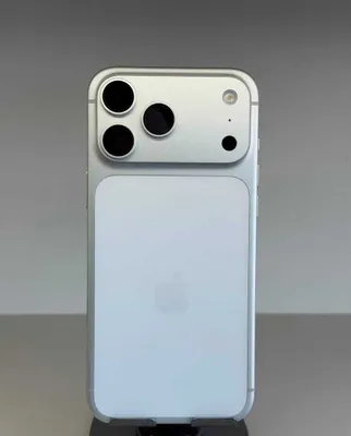 Срочно продаётся iPhone 17 Pro Max, 256 ГБ, серебристый, 100%. 1