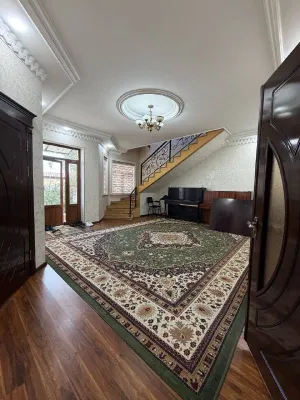 5-комнатная квартира, 190 м², Мирзо Улугбек 1