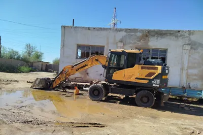 Экскаватор HW 145 Hyundai 2018 года 1