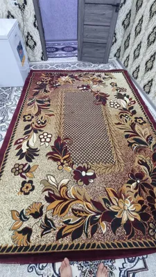 Продаётся ковёр, состояние хорошее, постиран, размер 2,40 × 3,40 1