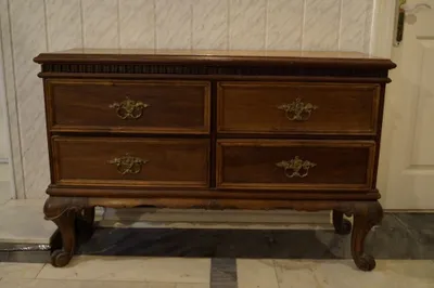 Antikvar mebel sotiladi 1