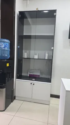 Yangi oynali shkaf