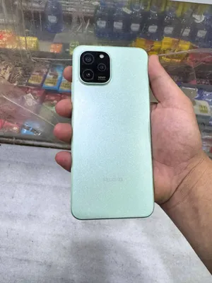 Huawei nova Y61 1