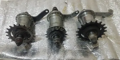HVZ va Ural velosiped qanoti sotiladi 1