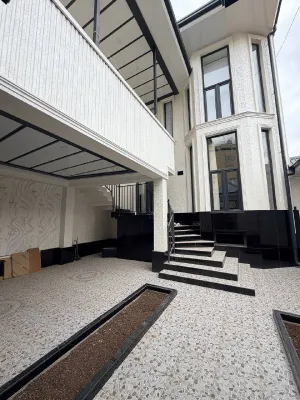 6 xonali kvartira, 360 m2, Mirobod 1
