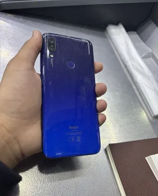 Redmi 7 4/64gb 1