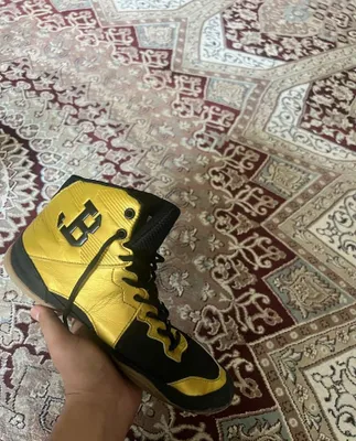 Борцовка Asics в хорошем состоянии 1