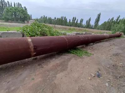 Продаётся железная труба 800, 33 метра, с коробом 1