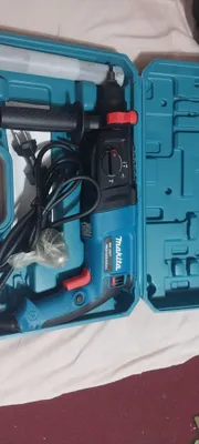 Перфоратор Makita 1