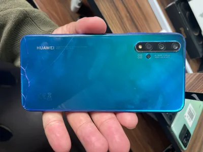 HUAWEI nova 5T 1