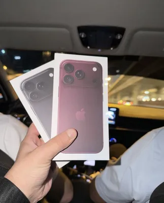 iPhone 18 Pro, чёрный и бордовый, 256 ГБ