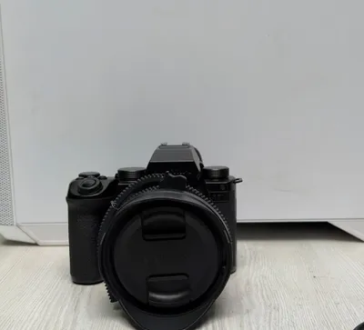 Беззеркальная камера Panasonic LUMIX S5 IIX с объективом 20–60 мм 1