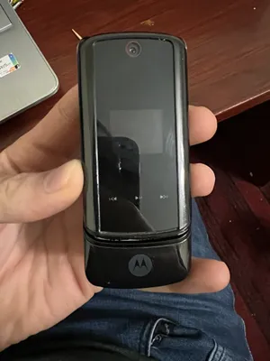 Motorola K1 qora rangda 1