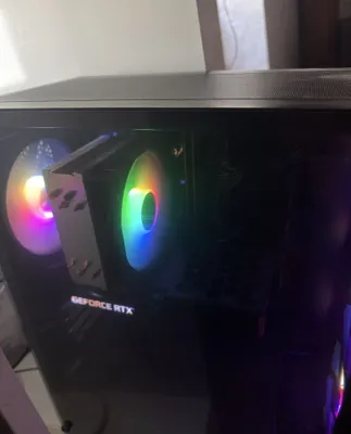 Kompitur 32 gb apiratifka 1
