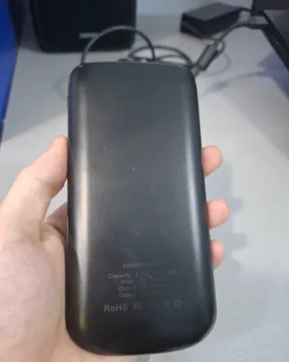 Fonarikli power bank 1