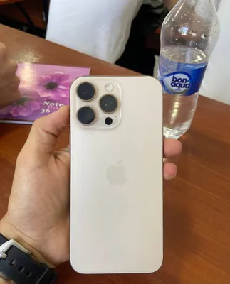 iPhone 16 Pro Max 1