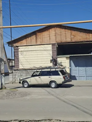 Автомобиль ВАЗ 2104