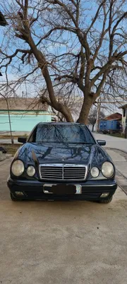 MERSEDES 210 classica 1