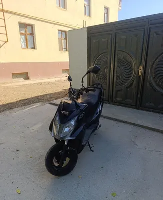 Идеальный скутер Mustang 150 куб. см 1