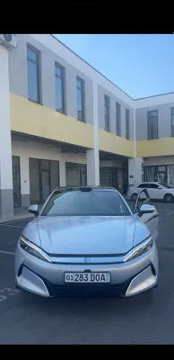 BYD HAN EV 2025.