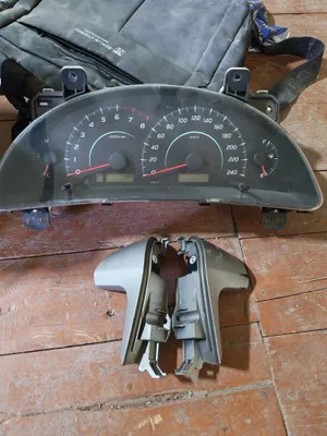 Toyota Camry 40 asboblar paneli 1