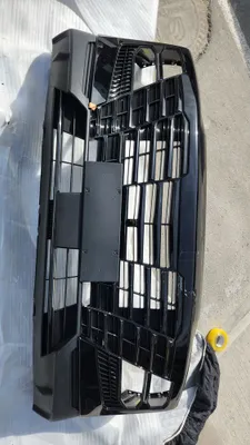 Оригинальный передний бампер для Jetour Dashing, белый и чёрный 1