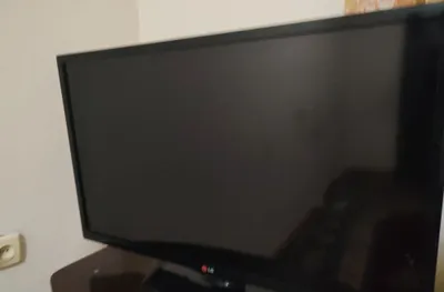 Телевизор LG 32 дюйма 1