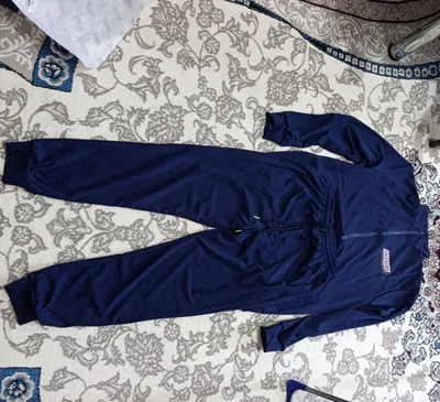 Yangi Snickers sport kostyumi sotiladi (ikki qismli) 1