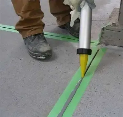 deformatsiya choklari uchun yuqori samarali germetik Sikaflex PRO 3 1