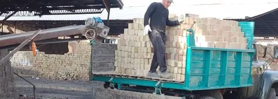 Пишган гишт ва Хом гишт доставка бор. Кирпич жжение есть достафка 1